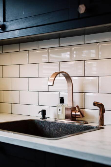 Modern & Stylish Home In The Heart Of Belfast Extérieur photo